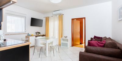 Apartman s balkónem s manželskou postelí s 1 ložnicí na poschodí (s možností přistýlky) - Apartman Burle Medulin, foto 1