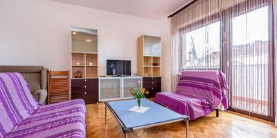 Apartman pro 8 os. se 4 ložnicemi - Jovanka Medulin, foto 1