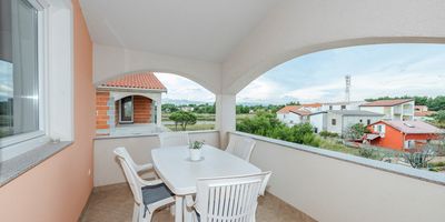 Apartman pro 4 os. se 3 ložnicemi - Apartment Simic Vir, foto 1
