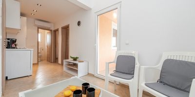 Apartman pro 4 os. se 3 ložnicemi - Apartment Simic Vir, foto 4