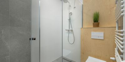 Apartman se sprchou pro 4 os. se 2 ložnicemi celý Dům - Aleja Południowa 14A/23, foto 2