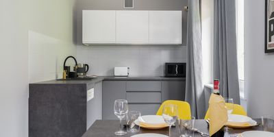 Apartman se sprchou pro 4 os. se 2 ložnicemi celý Dům - Chociszewskiego 43A/1, foto 1