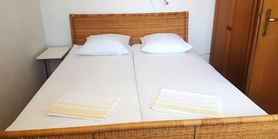 Apartman s klimatizací s terasou pro 4 os. se 2 ložnicemi A-23439-a - Apartments By The Sea Rogoznica - 23439, foto 4
