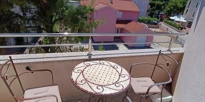 Apartman s balkónem s klimatizací pro 4 os. se 2 ložnicemi - Apartman Krešo Vodice, foto 1