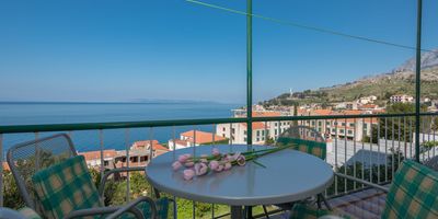 Apartman s klimatizací s terasou pro 9 os. se 3 ložnicemi A-23678-a - Apartments By The Sea Podgora, Makarska - 23678 Podgora, foto 1