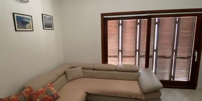 Apartman s klimatizací s terasou pro 4 os. se 2 ložnicemi A-27142-a - Apartments By The Sea Zečevo Rtić, Rogoznica - 27142 Zečevo Rtić, foto 2