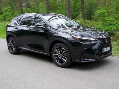Jeździłem Lexusem NX 350h. To najpopularniejszy model tej marki w Polsce