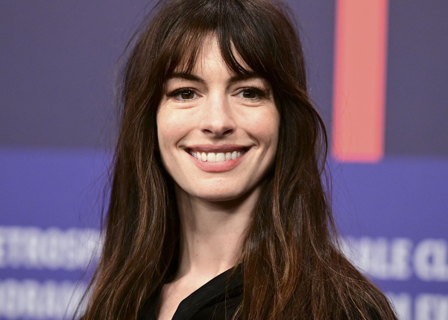 Spring 2024 manicure trends: Anne Hathaway showcases 'alien nails' at ...