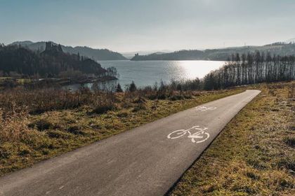 Ścieżka rowerowa dookoła jeziora Czorsztyńskiego