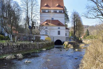 Elektrownia wodna w Lubachowie