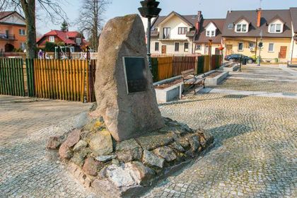 Obelisk na pamiątkę 900-lecia miasta Drohiczyn