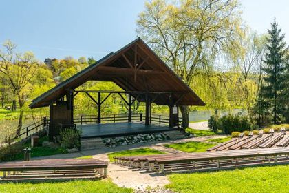 Amfiteatr pod wierzbą w Krościenku nad Dunajcem