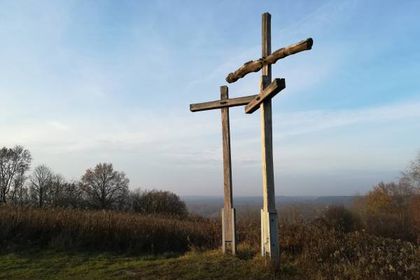 Góra Trzech Krzyży w Parchatce