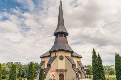 Kościół pw. św. Jana Pawła II w Słopnicach