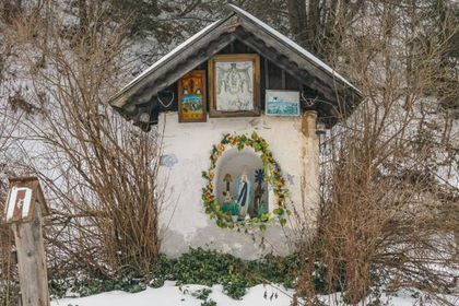 Kapliczka pw. Matki Boskiej Różańcowej w Ochotnicy Górnej