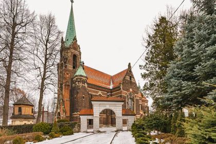 Kościół Nawiedzenia NMP w Suchej Beskidzkiej