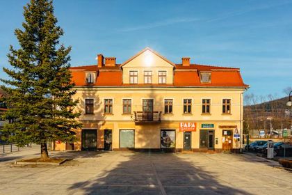 Rynek w Suchej Beskidzkiej