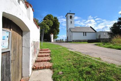 Główne szlaki turystyczne w Dąbkach