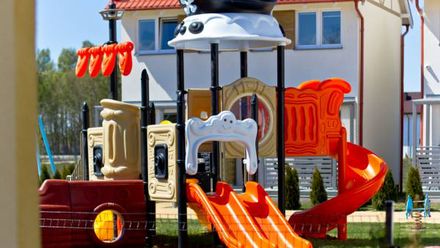 Domki Apartamentowe Słoneczna Kajuta (1)