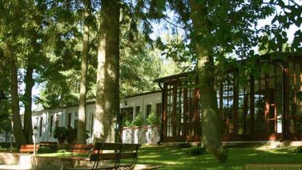 Ośrodek Wczasowy Pionier (1)