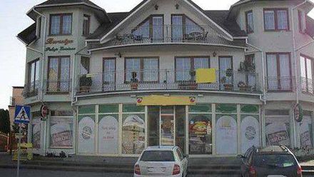 Domy Gościnne Bursztyn I i Bursztyn II (1)