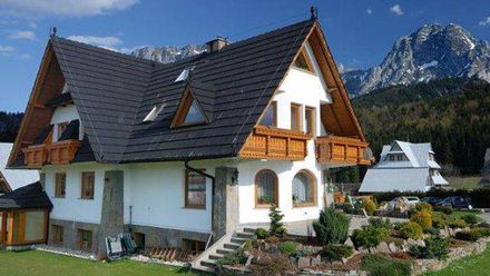 Willa Pod Reglami (1)