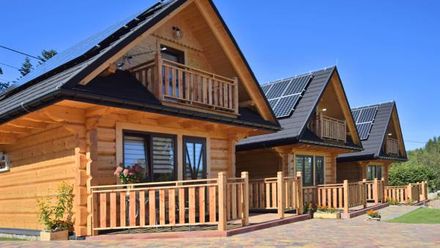 DOMKI ZIELONE SKAŁKI (1)