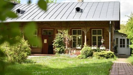 Willa Mazowsze - Komfortowe Apartamenty (1)