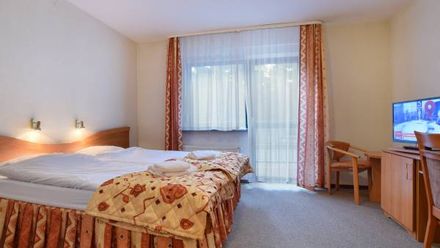 Hotel Kama Park (1)