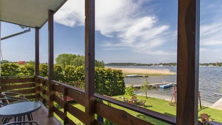 Apartamenty i Pokoje nad brzegiem jeziora Tałty (1)