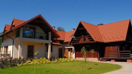Dom z apartamentami Powrócisz Tu (1)