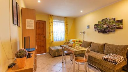 Wynajem kwater Zacisze Klonowa 17 (1)