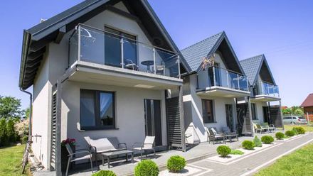 Domki letniskowe Karmazyn (1)