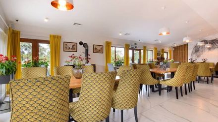 Restauracja I Hotel Podzamcze (1)