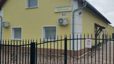 Pod Wrzosem - Noclegi Pracownicze, Pokoje Gościnne (1)