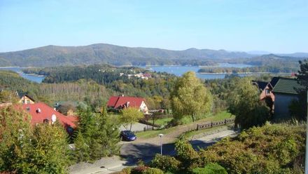 Pokoje gościnne z widokiem na jezioro (1)