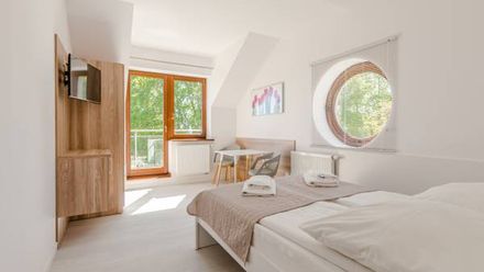 Marina pokoje gościnne i apartamenty (1)