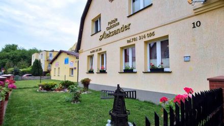 Pokoje gościnne, domki Aleksander (1)