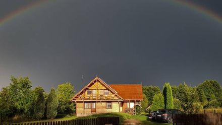 Białowieska Chata (1)