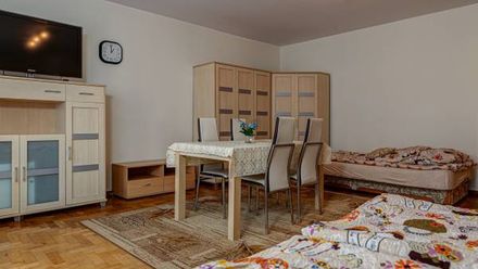 Pokoje gościnne JĘDRUŚ (1)