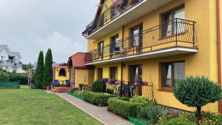 Pokoje gościnne i apartament Celine (1)