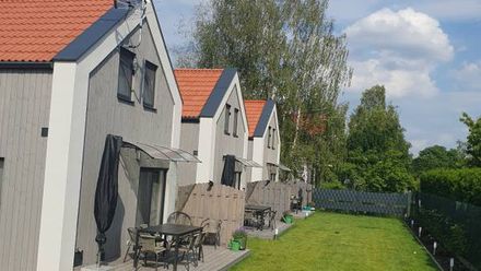 Solo na wyspie - domki letniskowe (1)