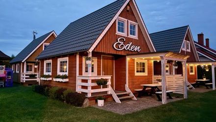 Domki Letniskowe Eden (1)