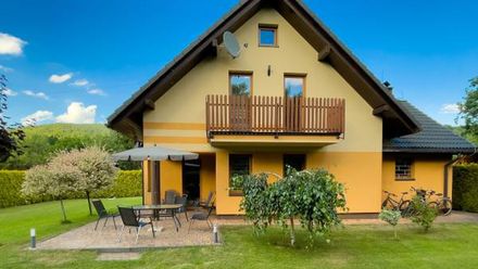 Dom do wynajęcia nad rzeką Brennicą (1)