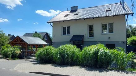 WYPOCZYNKOWO POKOJE GOŚCINNE (1)