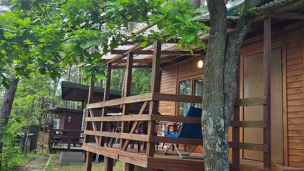 Domek letniskowy nad jeziorem - dla Ciebie i Twojej Rodziny! (1)