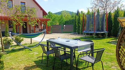 Dom Wakacyjny Gajówka z ogrodem na wyłączność (1)