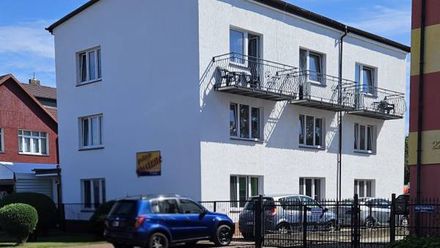 Pokoje Gościnne i Apartamenty (1)