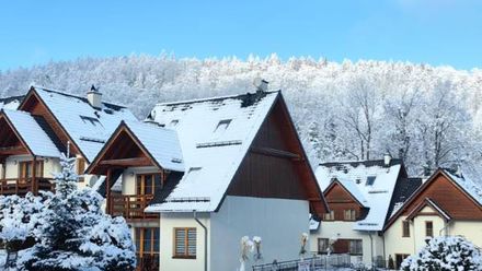 Luksusowy Domek Fantazja z Sauną i Kominkiem przy Stoku Narciarskim (1)