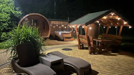 Gajówka - Całoroczne Pokoje i Apartamenty (1)